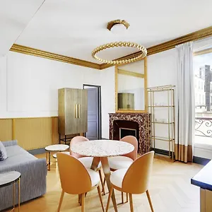 pick-a-flats-apartements-in-champs-elysees-rue-du-colisee.fr-paris.fr/